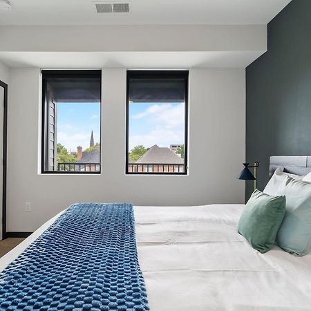 Cozysuites On Mass With Garage Parking #4 Indianapolis Ngoại thất bức ảnh
