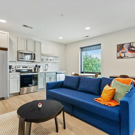 Cozysuites On Mass With Garage Parking #4 Indianapolis Ngoại thất bức ảnh