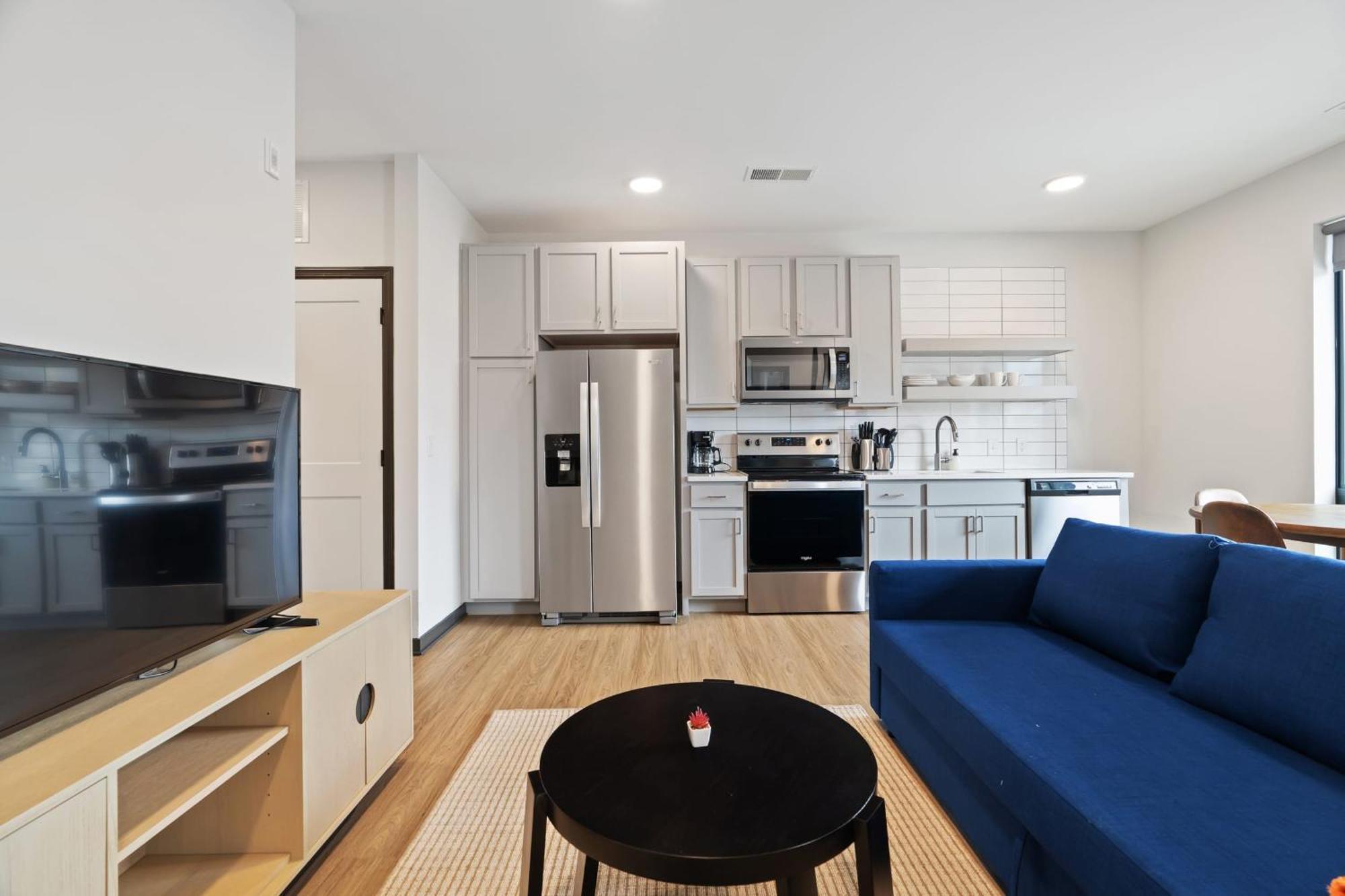 Cozysuites On Mass With Garage Parking #4 Indianapolis Ngoại thất bức ảnh